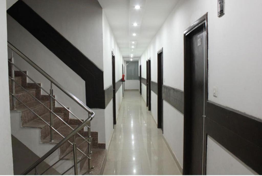 הרידוואר Hotel Ganga View מראה חיצוני תמונה