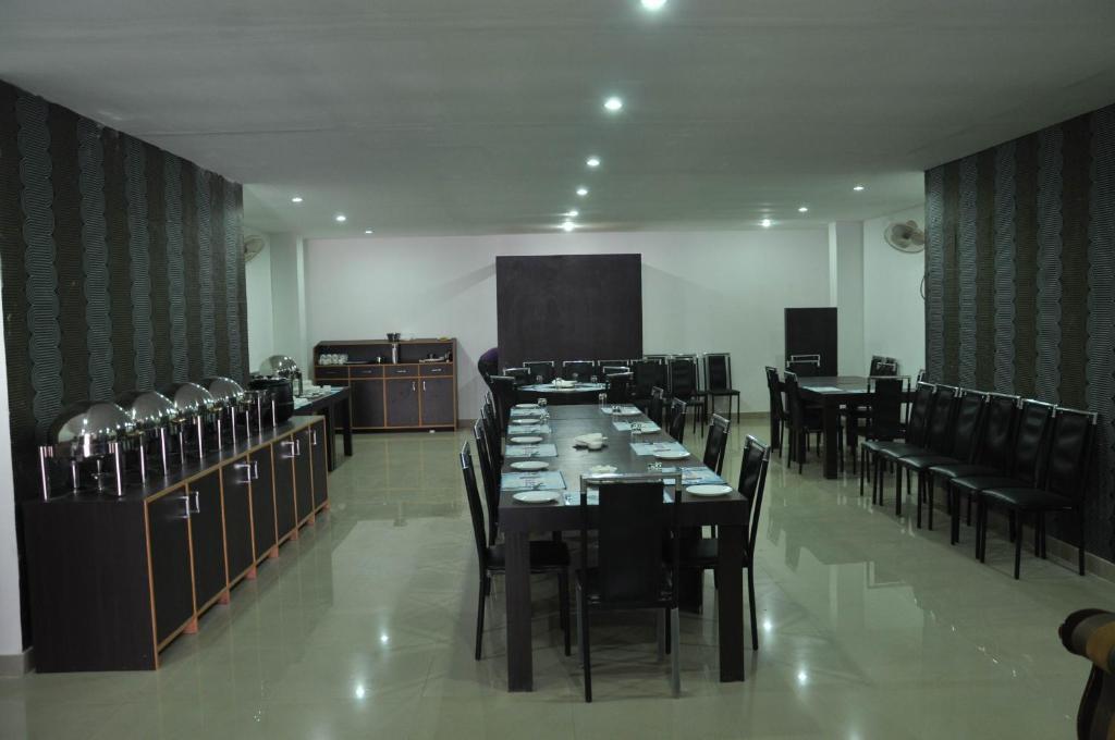 הרידוואר Hotel Ganga View מראה חיצוני תמונה
